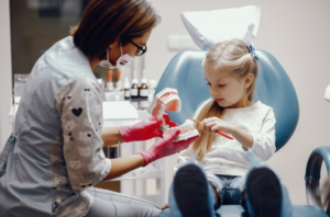 Useful Tips for Choosing Right Dentist for Your Kids